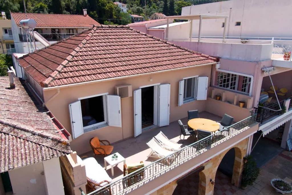 Casa di Vito, 10m from Sami's main square Apartment Bagian luar foto